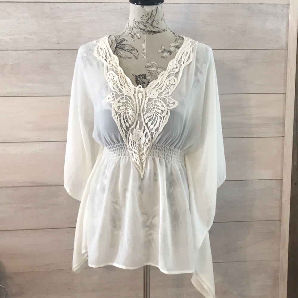 🆕 XXI Cream Batwing Sheer Top M